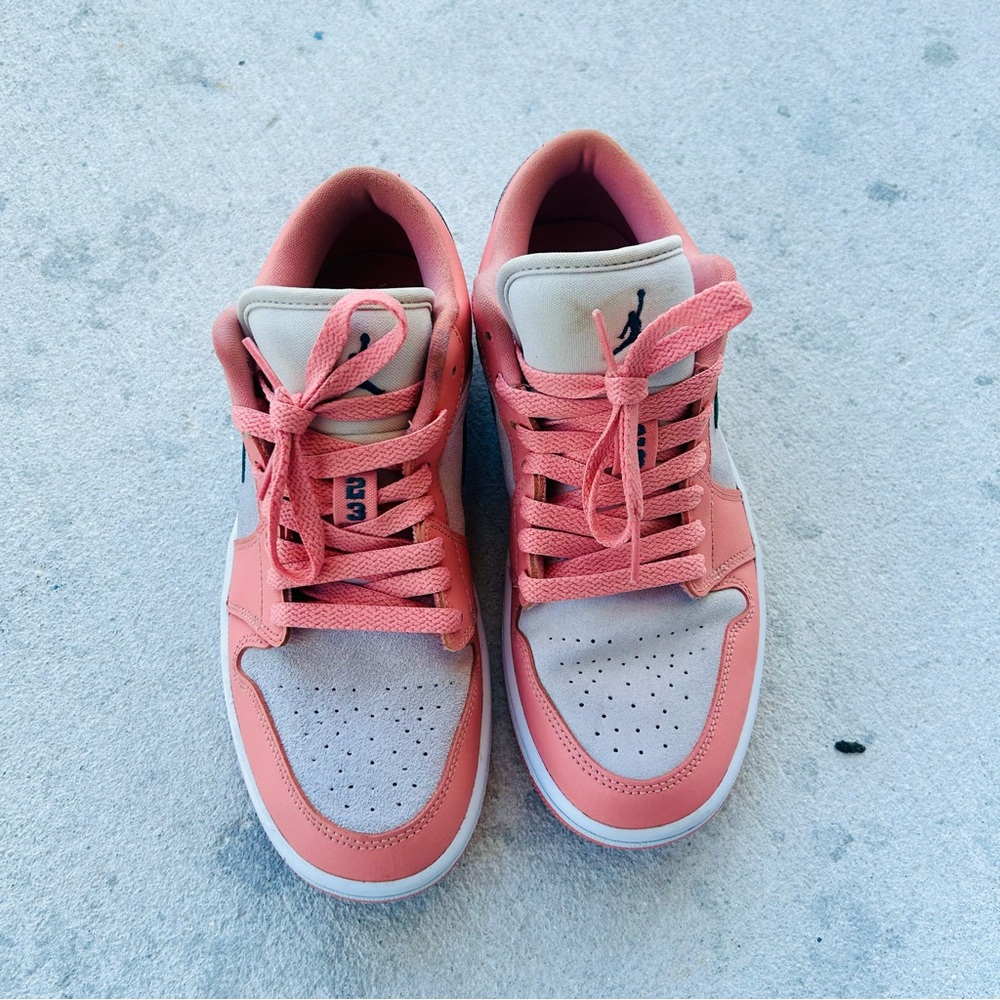 Air Jordan 1 Low Light Madder Root